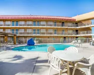 Rodeway Inn & Suites