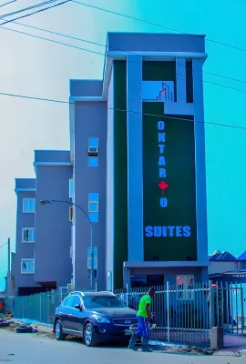 Ontario Suites Hotel di 