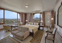 Raj Kuber - A Boutique Lake View Hotel Hotels in 