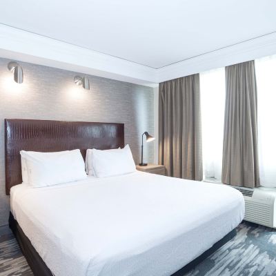 Grand Suite, 1 King Bed, Kitchen (Washer Dryer, Balcony) Sandman Signature Toronto Airport Hotel Promo Code
