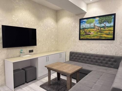 Апартаменты в центре Душанбе Two-Bedroom Apartment