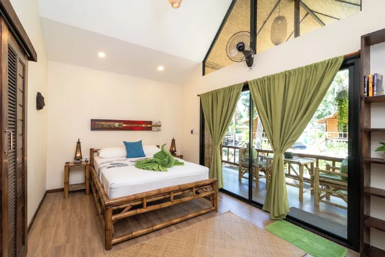 ห้องคอมฟอร์ตพร้อมวิวสวน(เตียงใหญ่)