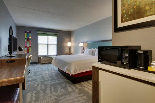 Hampton Inn & Suites Chicago/Aurora