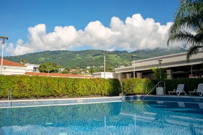 Hilton San Salvador Hôtels à : 