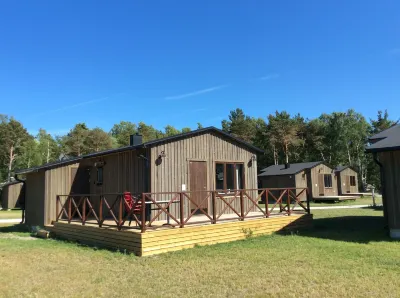 Fide Äventyrsby & Camping Hotels in 