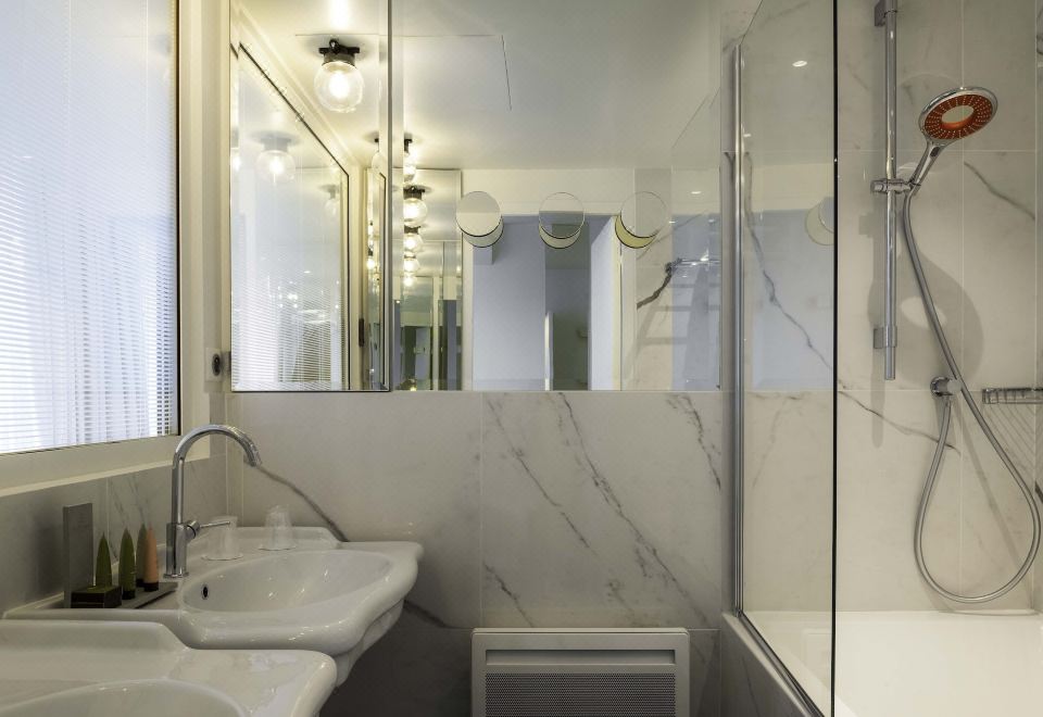 Duplex Apartment-Complimentary Soft Minibar, Courtesy Tray, Digital Press, Fitness, Sauna