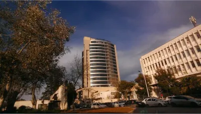 Ferdi Lilly Hotel a 