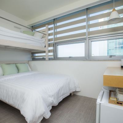 Triple Room (Self Check-in, Confirmation Message Required Upon C/I) 호스텔 하루 쿠폰