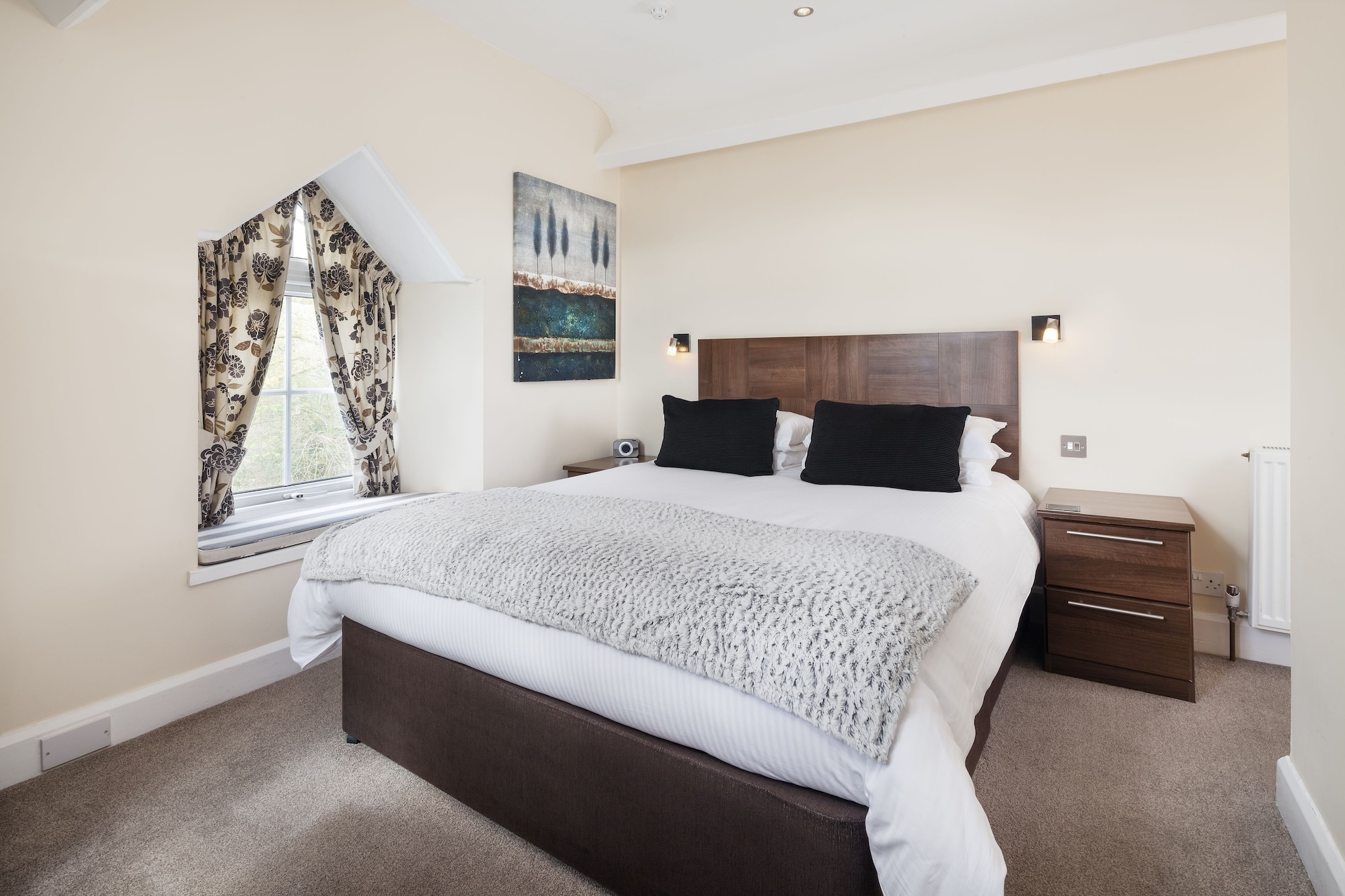 小型双人房（5号房二楼）