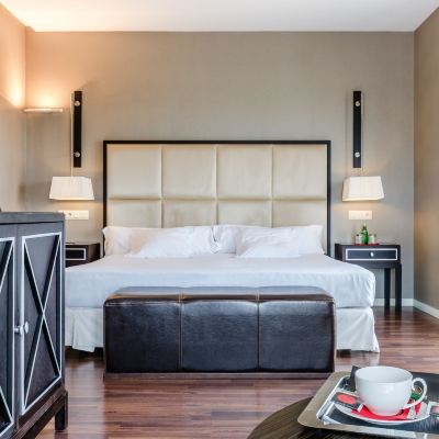 Junior Suite Hotel 525 Promo Code