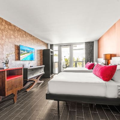 Deluxe Two Double Room With Balcony Fairwind Hotel Miami Promo Code