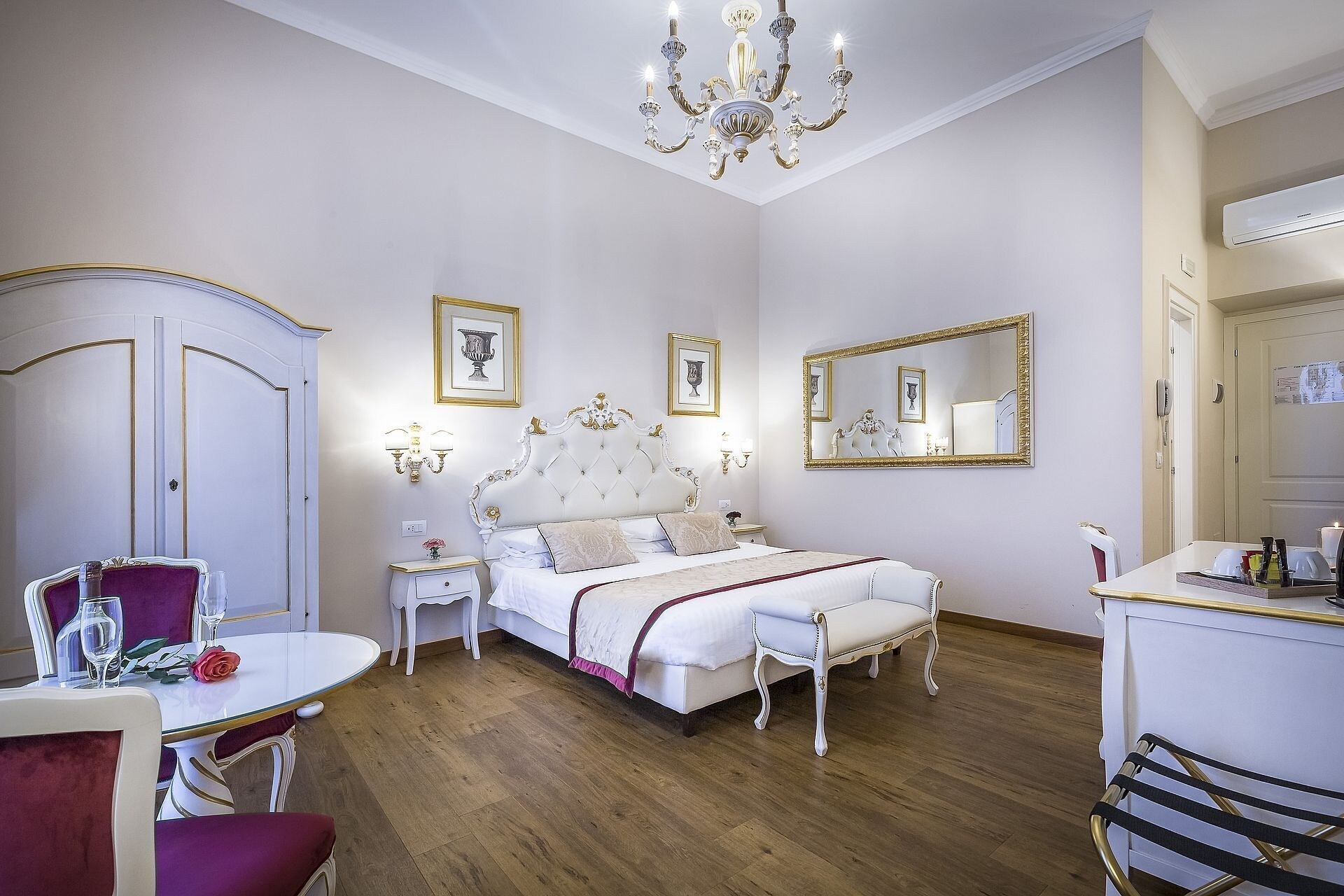 豪华双人或双床房