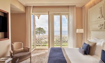 Hôtel Barrière Le Royal La Baule - Housity