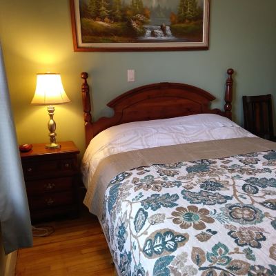 Senior Suite, 1 Queen Bed, Ensuite Glory Guest Suites, Downtown Moncton Promo Code