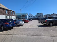 7 Beachside Inn