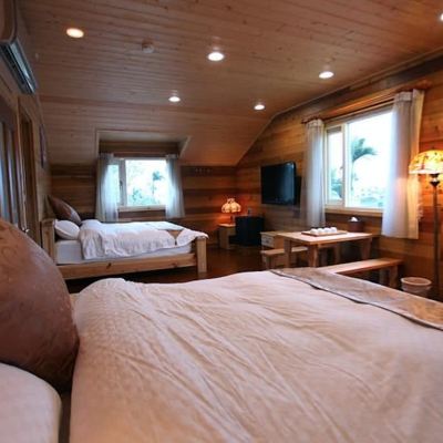 木屋館 Log Cabin 301四人套房 北方札特North Zart宜蘭民宿優惠