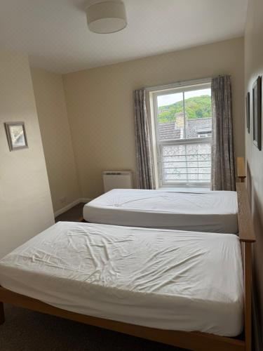 4 Park View One-Bedroom Apartment