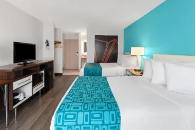 Howard Johnson by Wyndham Romulus Detroit Metro Airport Các khách sạn ở 