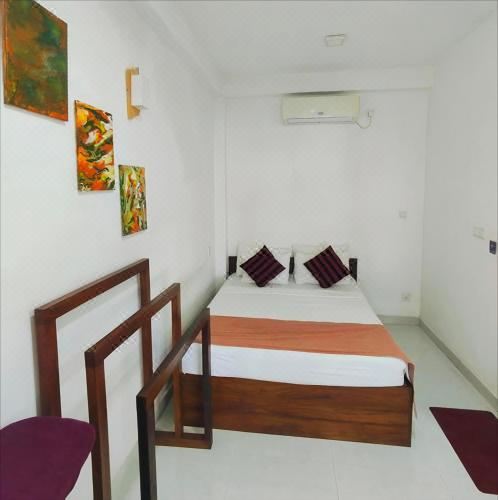 带湖景的双人间