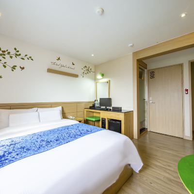 Semi Private Double Bed Room With Bathtub Wando XYM Promo Code