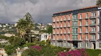 De Bonart Naples, Curio Collection by Hilton