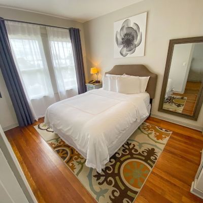 Junior Suite-Accessible Artisan Downtown Promo Code