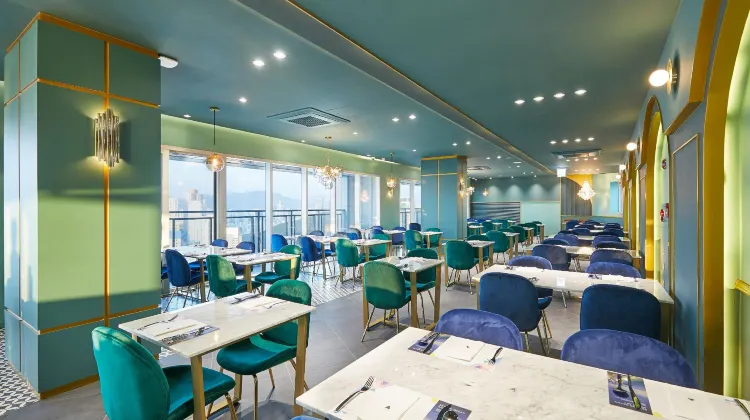 ラヴィ デ アトラン 食事・レストラン