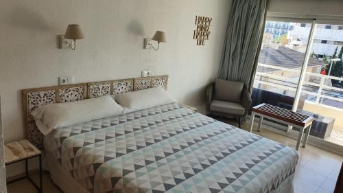 双人或双床房，带露台、无空调