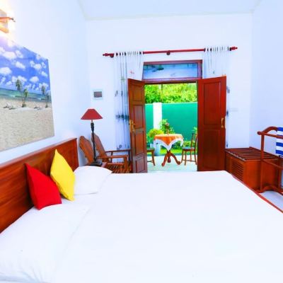 Deluxe Double Room, 1 Double Bed, Non Smoking, Partial Ocean View