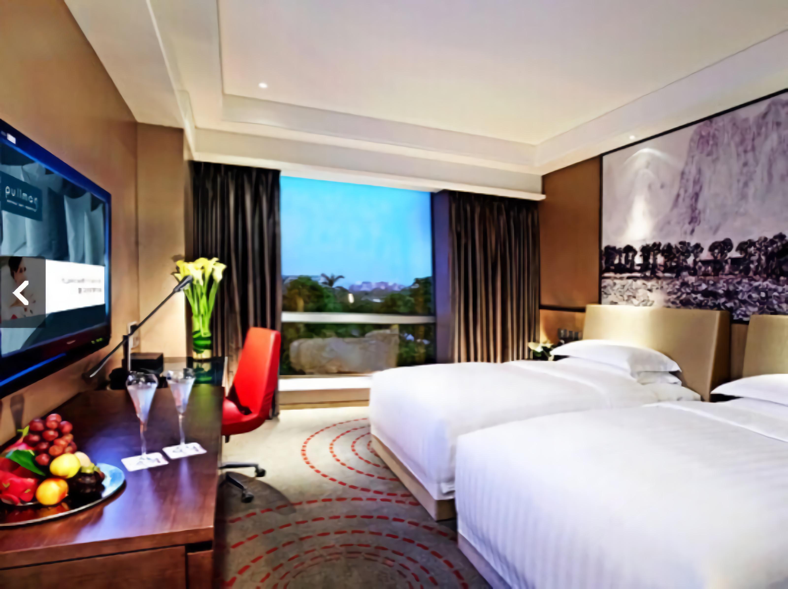 高级园景双床房