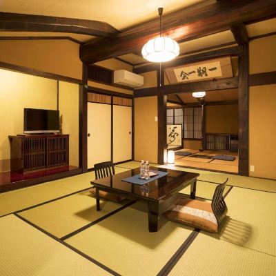 和風ガーデンビュールーム(浴室) 飛騨高山温泉　旅館あすなろ クーポン