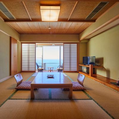 和洋式オーシャンビュールーム(10畳)(浴室) 佐渡相川　伝統と風格の宿　ホテル万長 クーポン