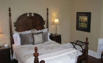 Clyde Hall Bed and Breakfast