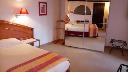 部分海景双人或双床间