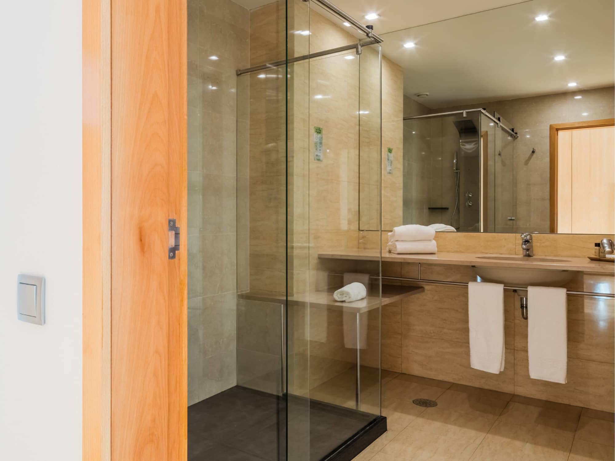 AP Aeroporto PortoDouble bed room