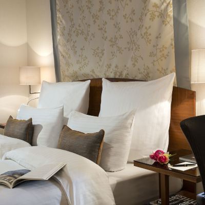 甄選雙床房 布魯塞爾大廣場華威飯店優惠