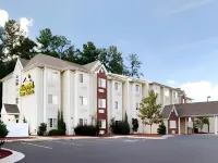 Microtel Inn & Suites by Wyndham Augusta Riverwatch