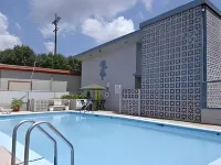 Travelodge by Wyndham Terre Haute