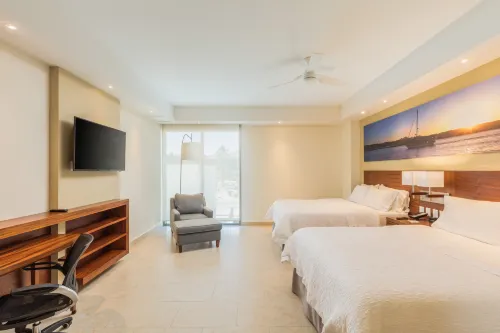 Hampton Inn & Suites by Hilton Los Cabos