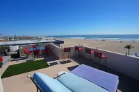 Jan-April Whale Watching . Escape to CA’s Best Kept Secret Silverstrand Beach.