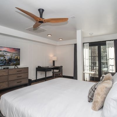 Slopeside King + Twin Sofa Gravity Haus Vail Promo Code