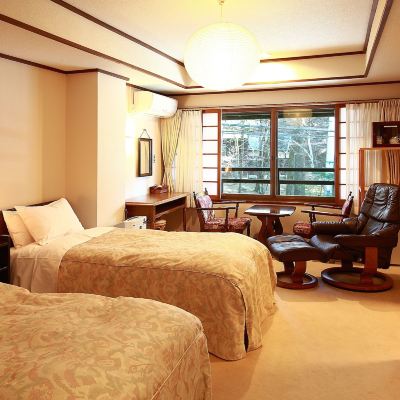 和洋折衷スタイルスタンダードルーム 軽井沢 つるや旅館 クーポン