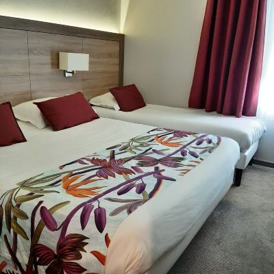 Comfort Triple Room, 1 Queen Bed With Sofa Bed, Private Bathroom Le Relais Saint Jacques Promo Code