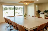 Brut Hotel