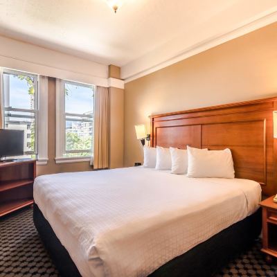 Standard Queen Room The Sylvia Hotel Promo Code