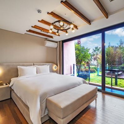 Gaon Pool::Heatingfee 150000 Krw (Nowoffering-50% Krw 75000, Warmpoolnotavailjul-Aug) , Base 6/Max 10 Pax 담앤루 쿠폰