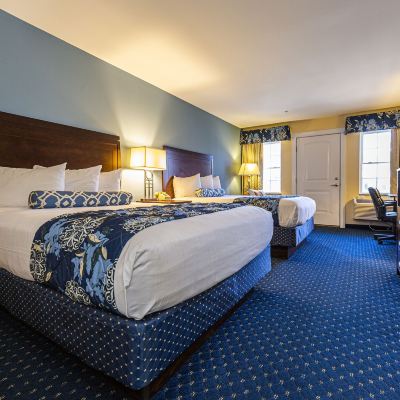 Deluxe Accessible Room, 2 Queen Beds Bar Harbor Manor Promo Code