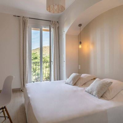 Comfort Double Room, Sea View (Confort 2ème étage, balcon) Les Jardins du Cèdre Promo Code