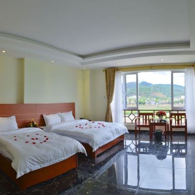Deluxe Triple Room White Lotus Promo Code