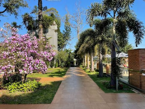 Cataratas พาร์กโรงแรมและเหตุการณ์